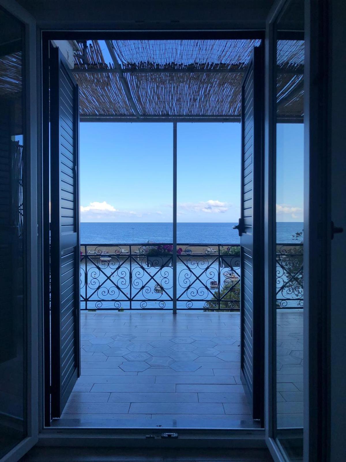 Quasi In Porto Rooms Castellabate Exterior photo